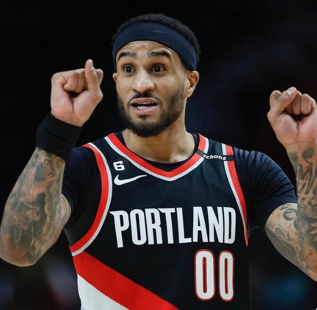 球迷们津津 球迷们津津