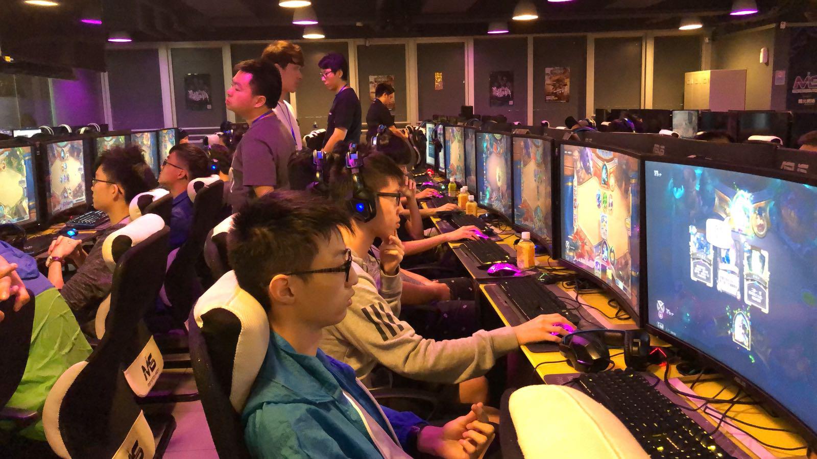 威少和库里 威少和库里