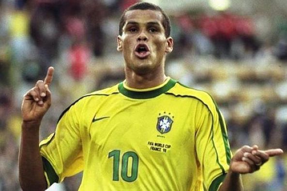 有戏剧性的 有戏剧性的