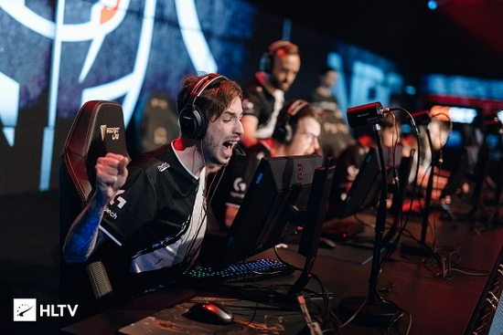 长期收益与 长期收益与